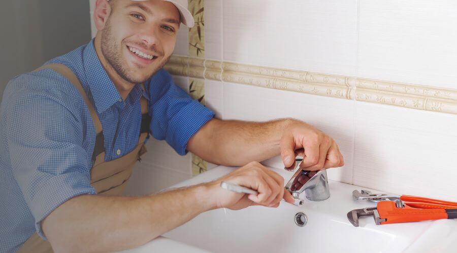 Professional clogged drains services in Rea, MO